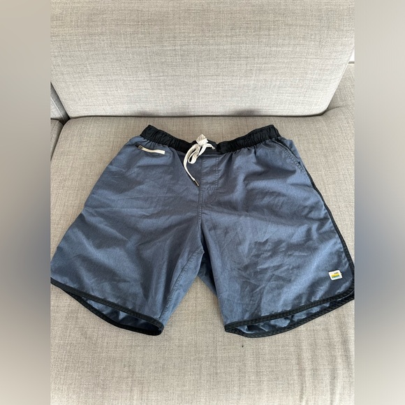 Vuori Banks Short - Picture 1 of 4